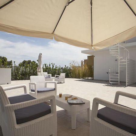 Filo Di Vento Hotel Porto Cesareo Eksteriør billede