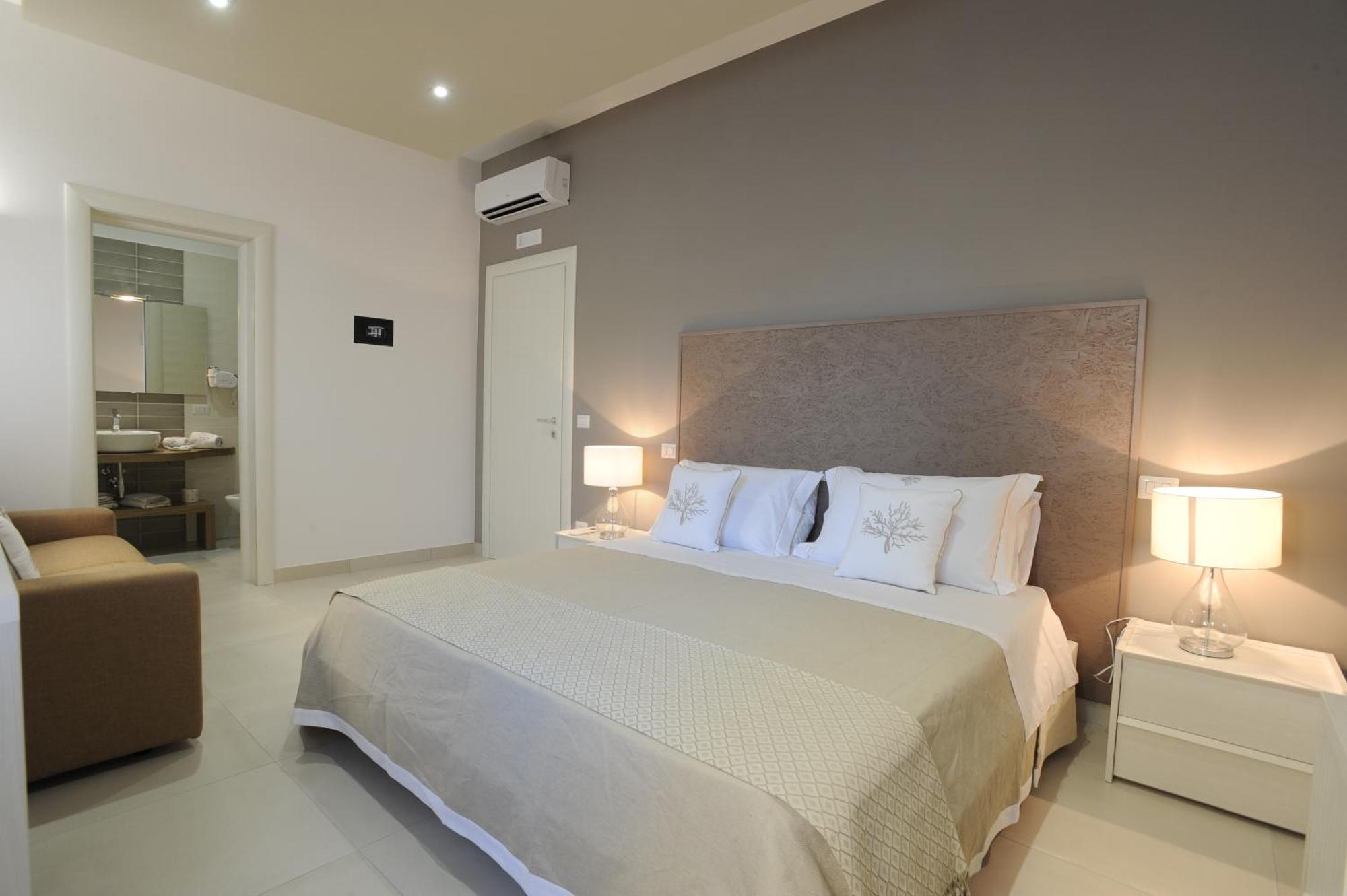 Filo Di Vento Hotel Porto Cesareo Eksteriør billede