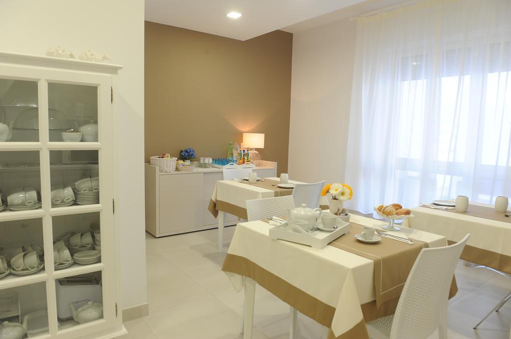 Filo Di Vento Hotel Porto Cesareo Eksteriør billede